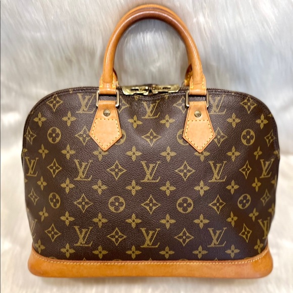 Louis Vuitton Alma Bag - Picture 2 of 13